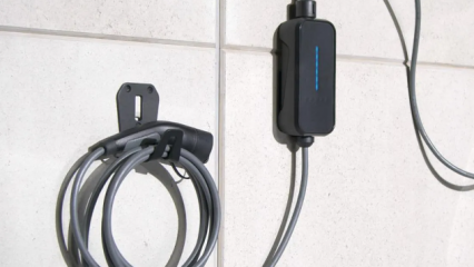 FLEXIBLE FAST CHARGER