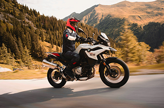 LLEVA AL MÁXIMO TU AVENTURA ESTE VERANO | F 750 GS